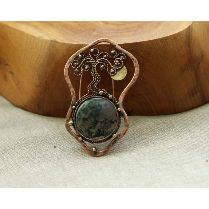 Copper filigree tree brooch with moss agate