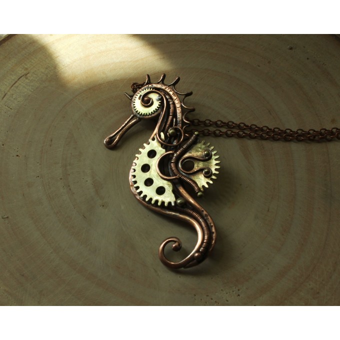 Steampunk Seahorse necklace-brooch