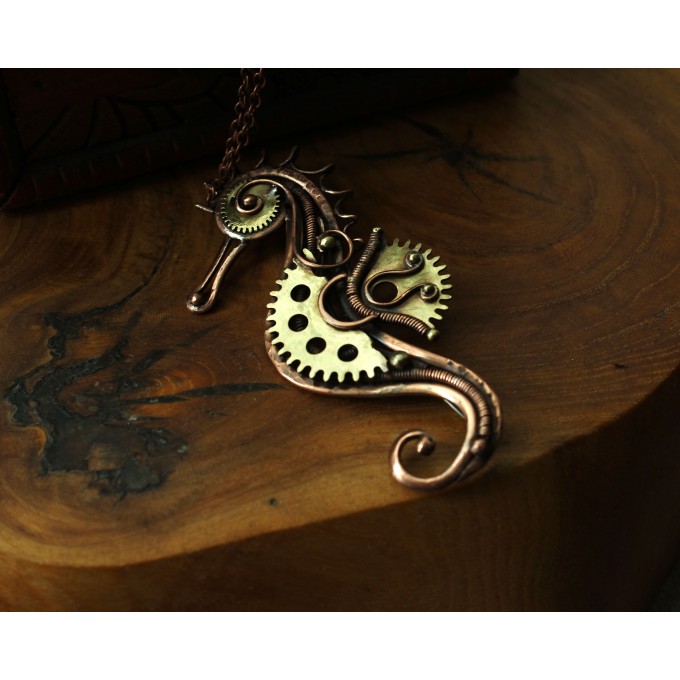 Steampunk Seahorse necklace-brooch