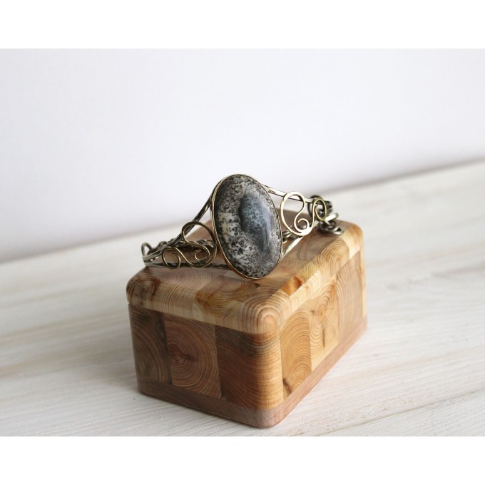 Dendrite agate bracelet