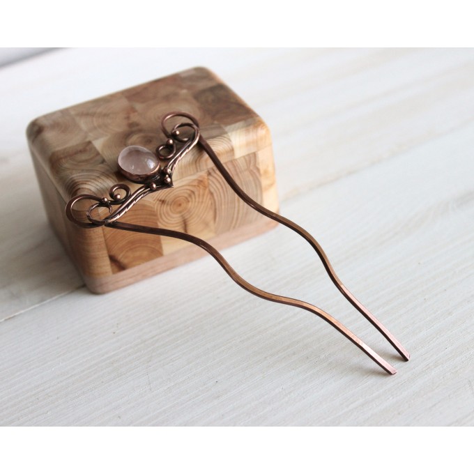 Copper rose quartz hair comb