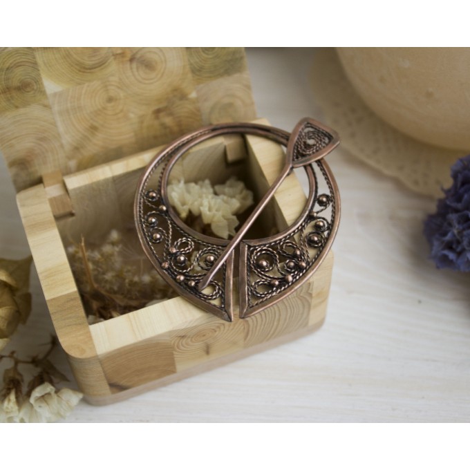Copper celtic filigree brooch