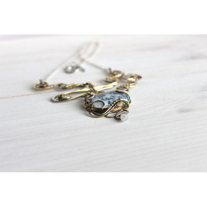 Mixed metal dendrite agate necklace