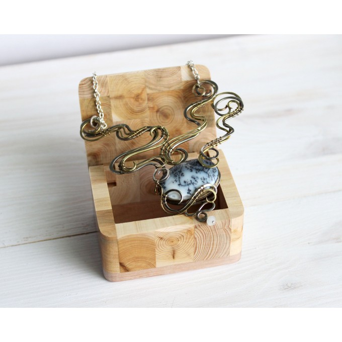 Mixed metal dendrite agate necklace