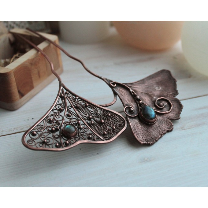 Ginkgo hair comb with labradorite