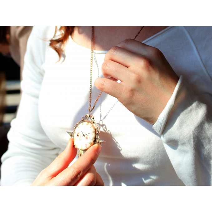 SteamPunk clockface necklace 