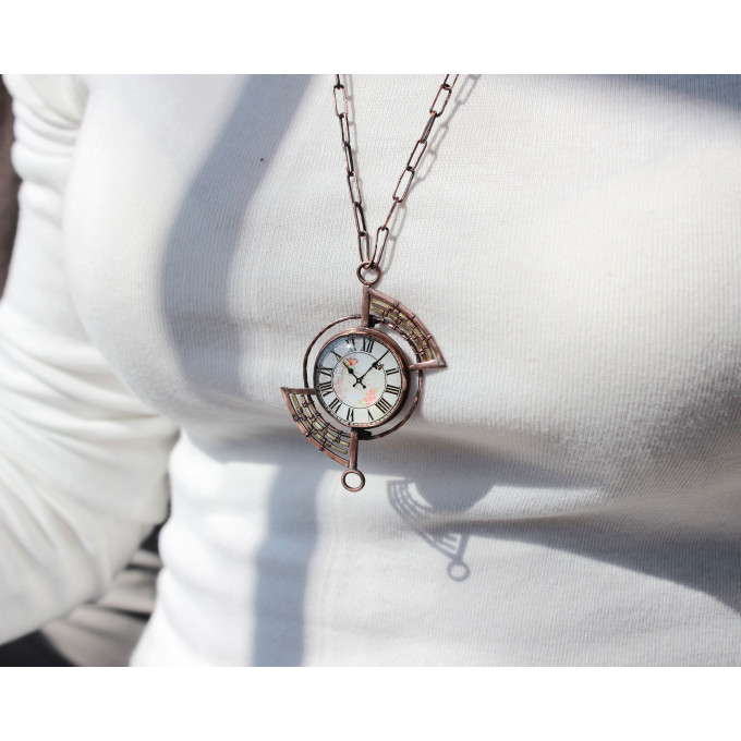 SteamPunk necklace-brooch with clockface