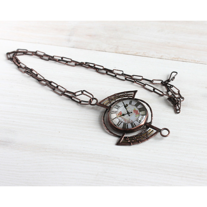 SteamPunk necklace-brooch with clockface