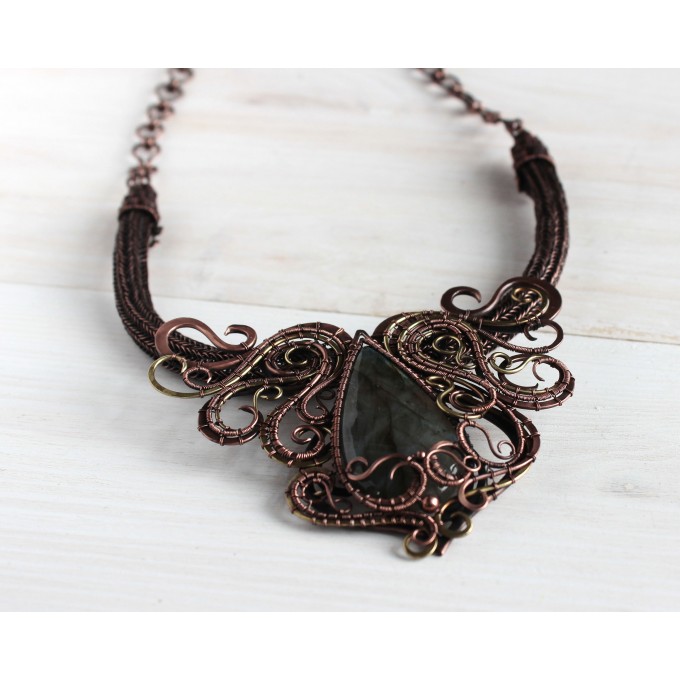Copper wire wrap labradorite necklace