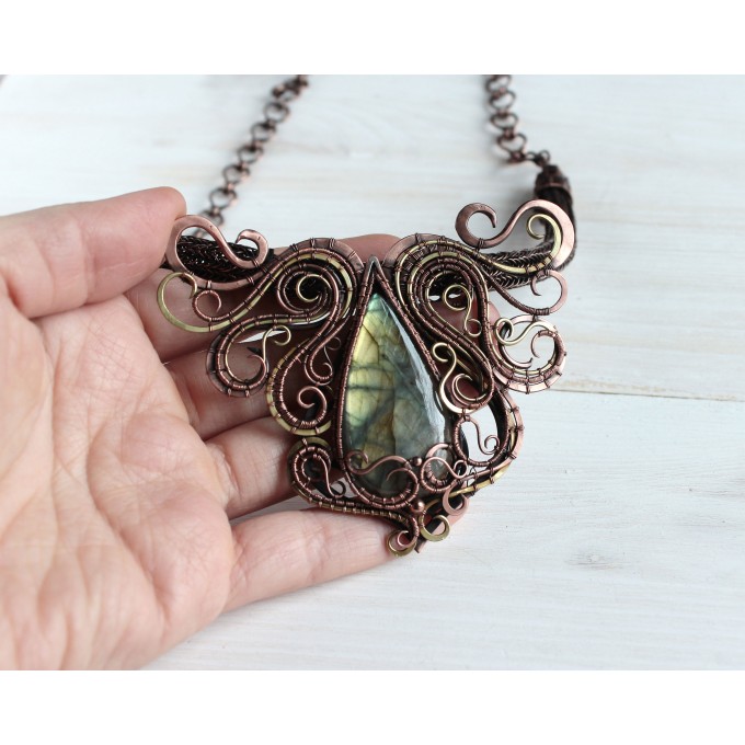 Copper wire wrap labradorite necklace