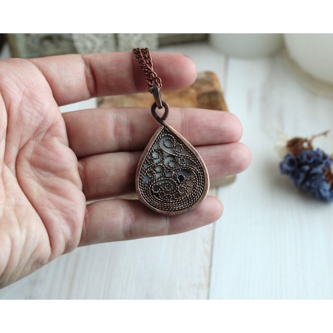 Filigree dendrite agate necklace