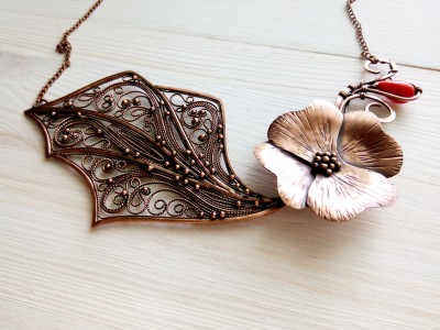 Poppy copper filigree necklace